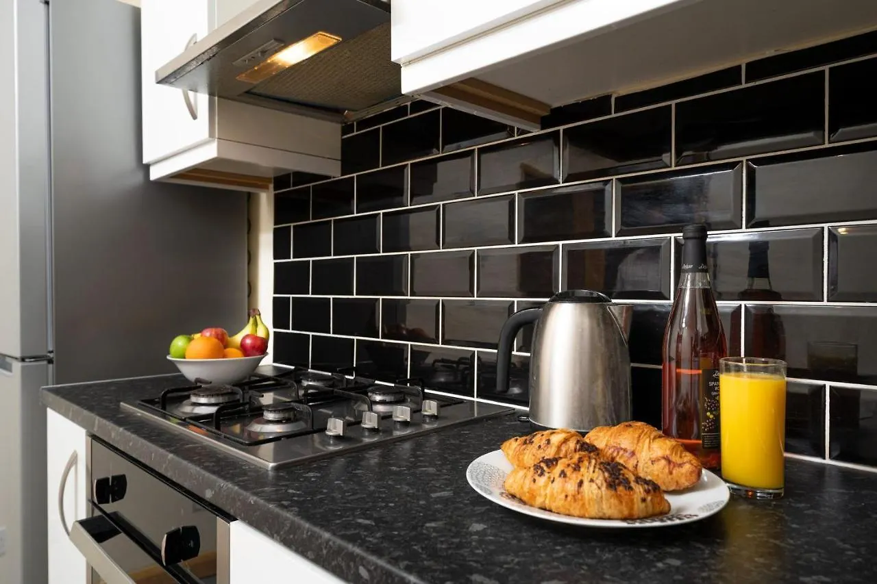 F5 Private Double Room London